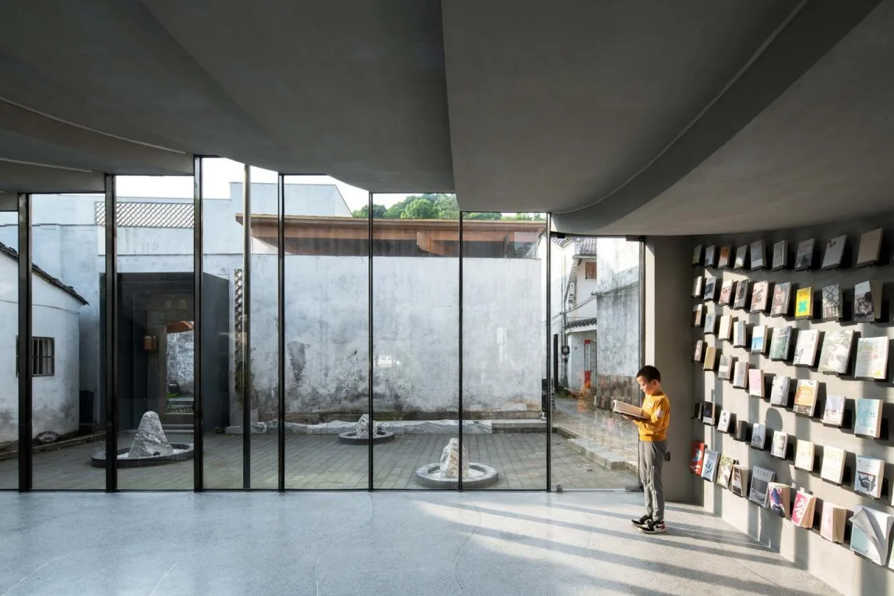 BIM Architecture | Bridge Gallery: Mount Huangshan Taoyuan Store of Shanghai Sanlian Bookstore/Lai Architectural Design Studio