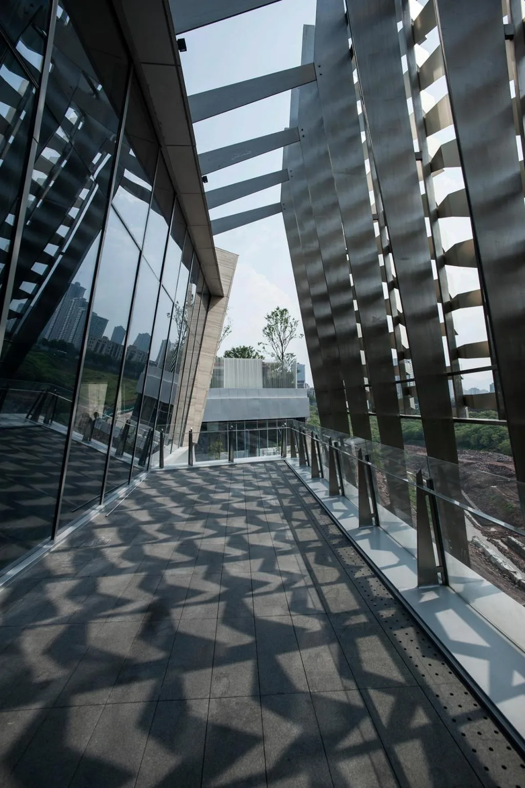 BIM Architecture | Avenue Non Form - Architecture Without Style Constraints/AOE Construction Team's Architectural Practice Path