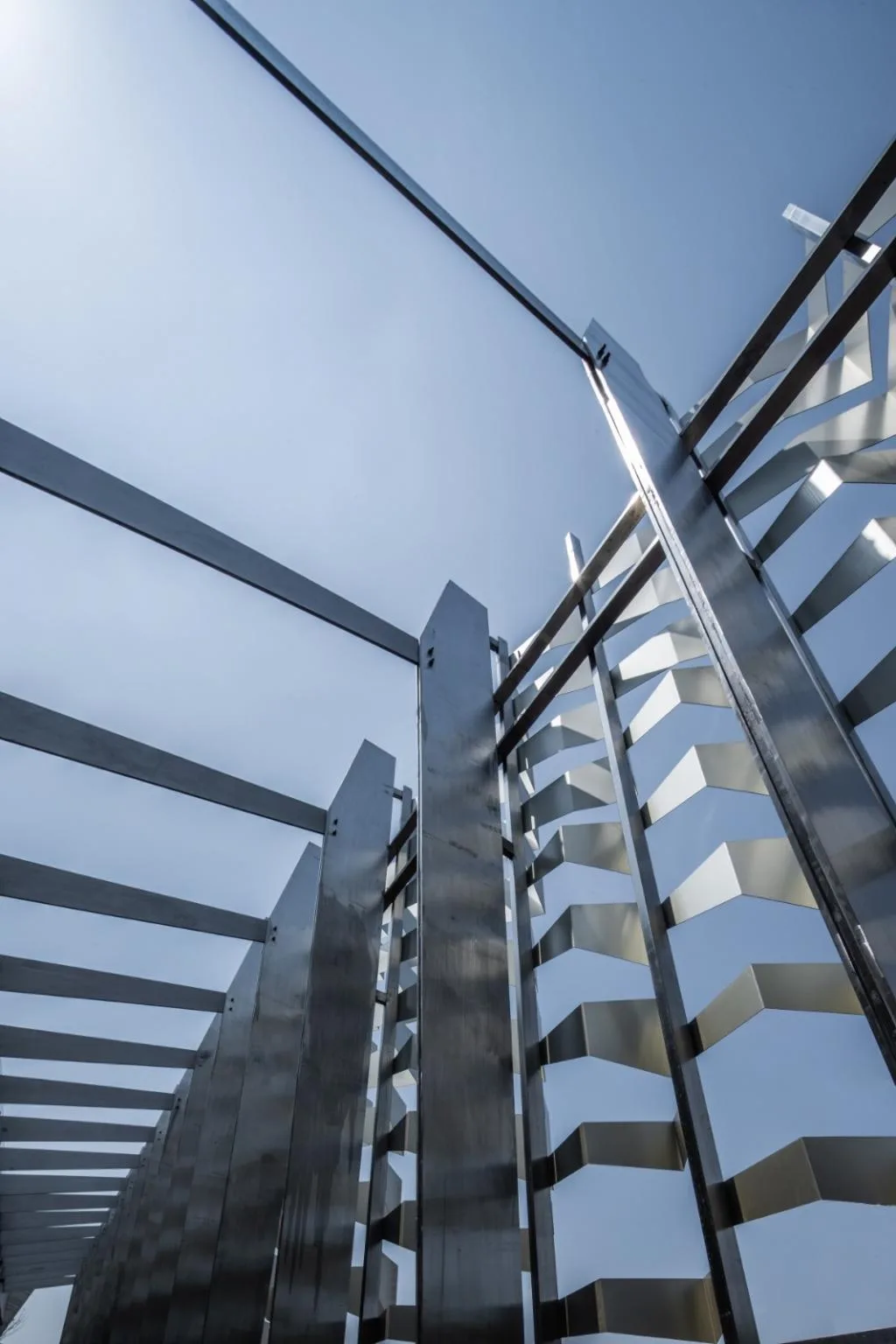 BIM Architecture | Avenue Non Form - Architecture Without Style Constraints/AOE Construction Team's Architectural Practice Path