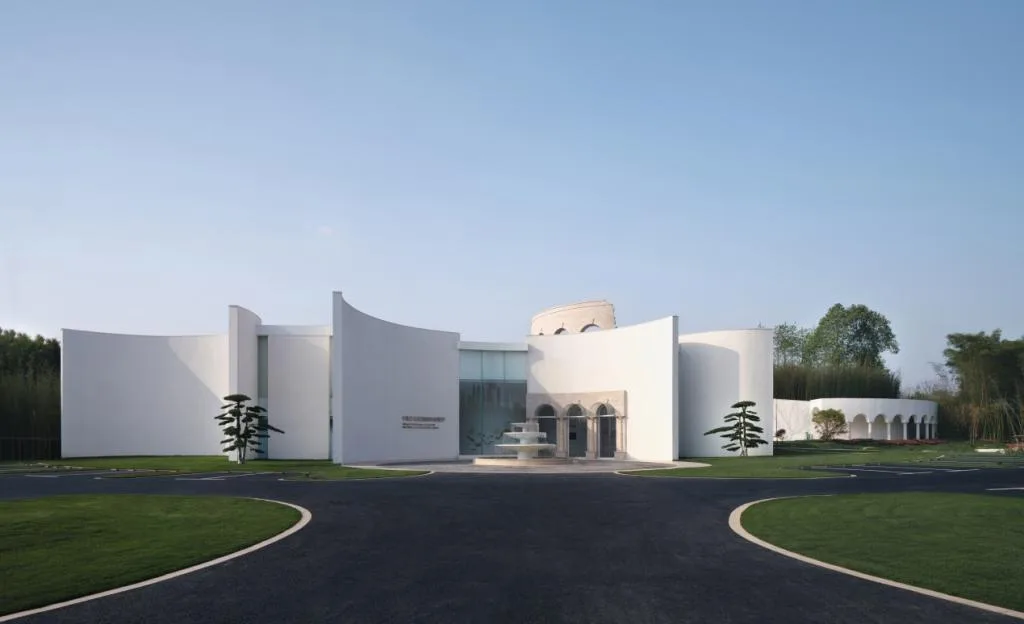 BIM Architecture | Avenue Non Form - Architecture Without Style Constraints/AOE Construction Team's Architectural Practice Path