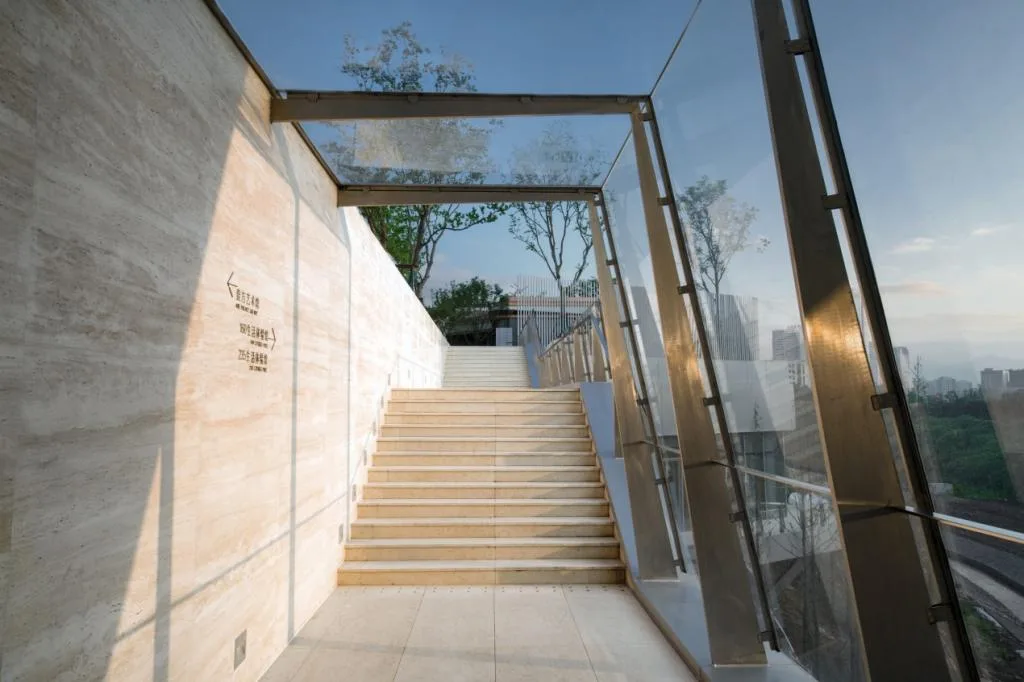 BIM Architecture | Avenue Non Form - Architecture Without Style Constraints/AOE Construction Team's Architectural Practice Path