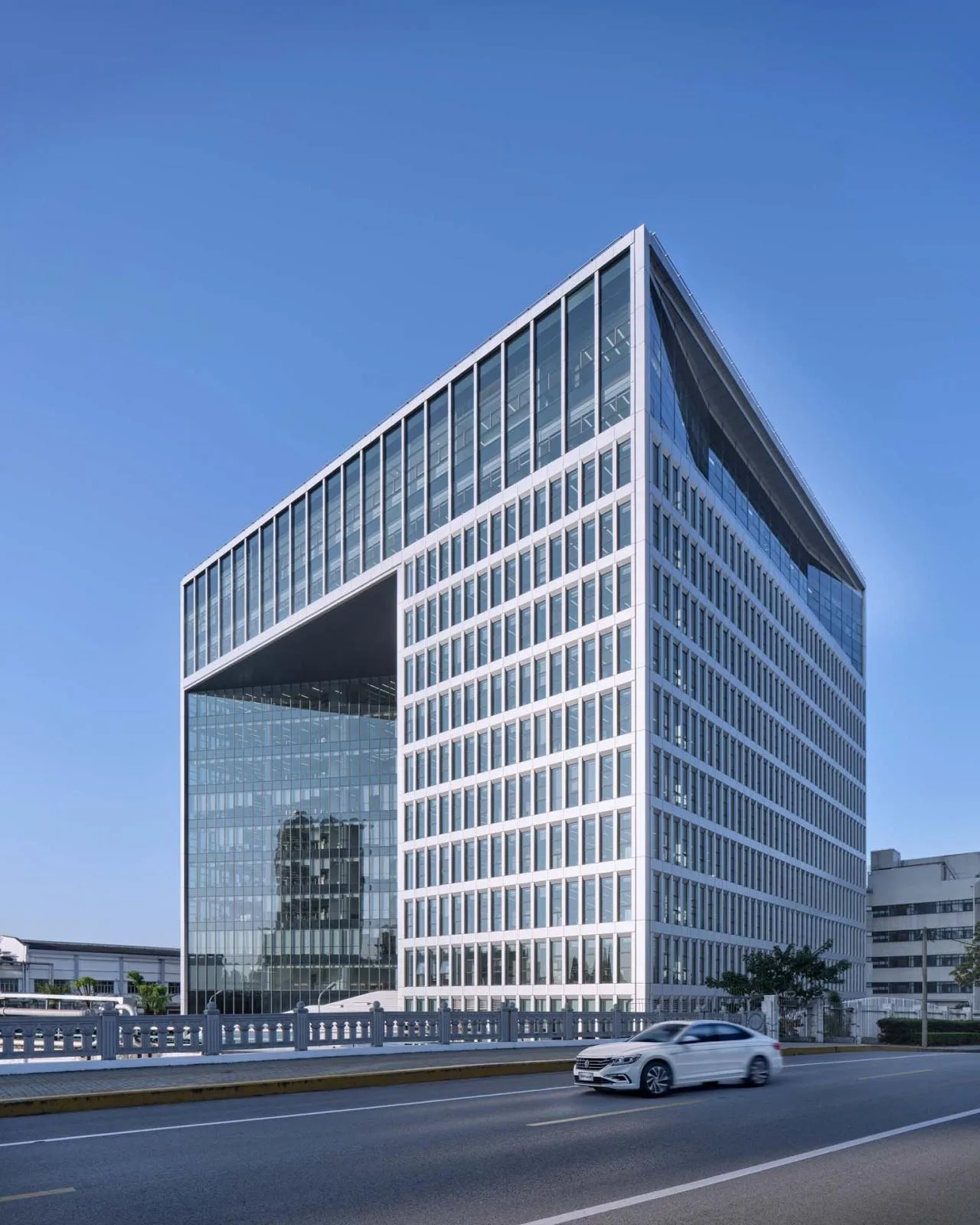 BIM Architecture | Shanghai SAIC Volkswagen Technology Center/HPP Architecture Firm