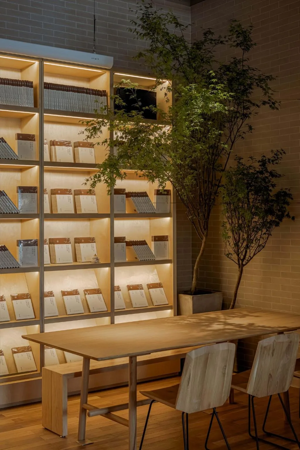 BIM Architecture | Nanjing Viewpoint Tea Room/Triostudio by Sanlishe