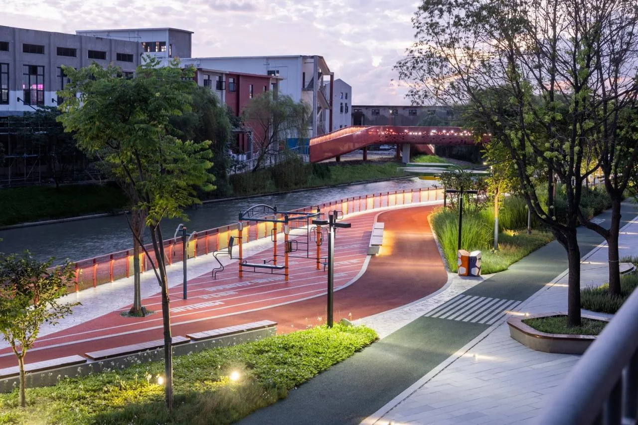 BIM Architecture | Landscape Public Space Renovation on the East Bank of Hengjing Port in Minhang, Shanghai/SPARK Architects