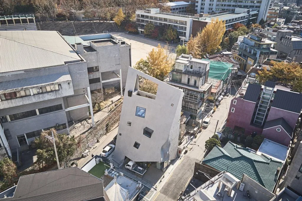 BIM Architecture | Diagonal Pyramid Concrete Building, Areuke Spa/Chiasmus Partners