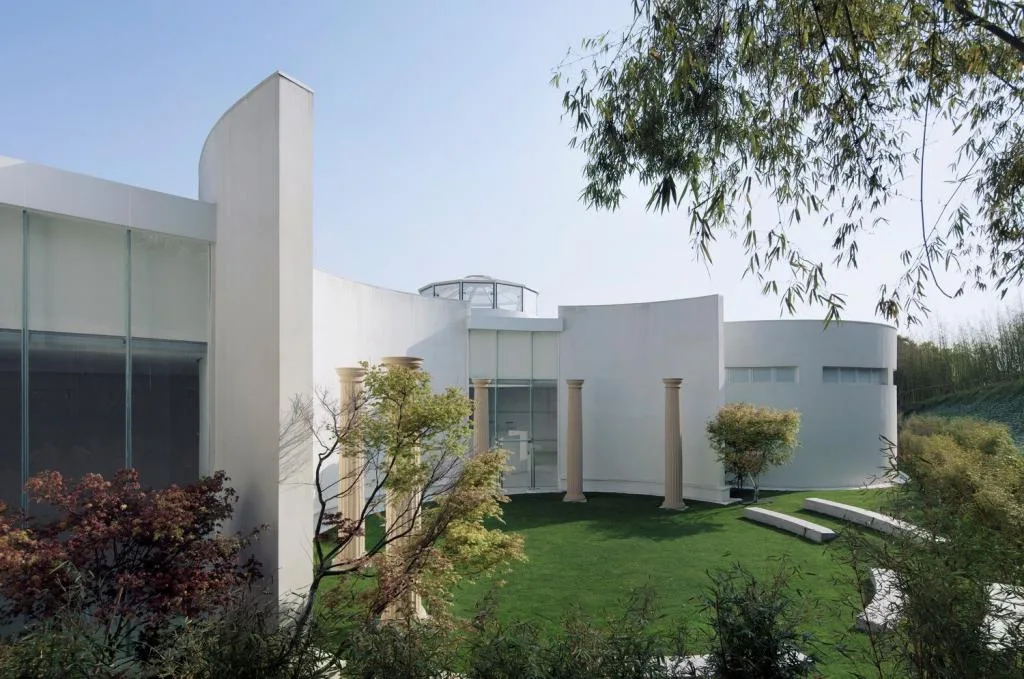 BIM Architecture | Avenue Non Form - Architecture Without Style Constraints/AOE Construction Team's Architectural Practice Path