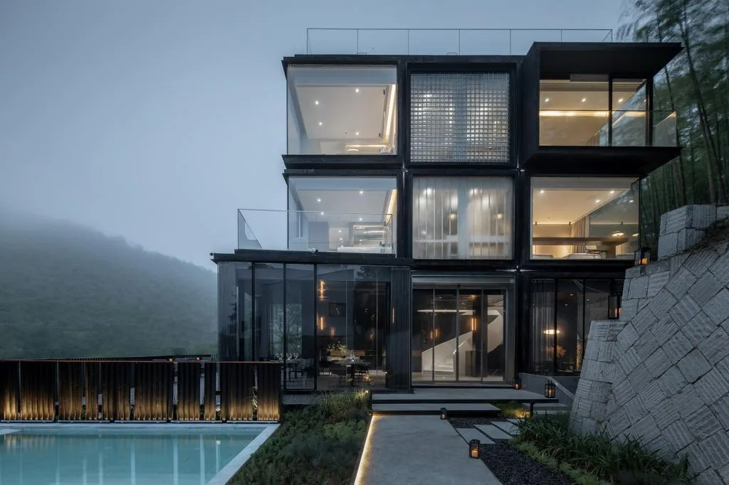 BIM Architecture | Jungle Cube 12 ³ - Shallow/Plain Architecture Design Firm SUA