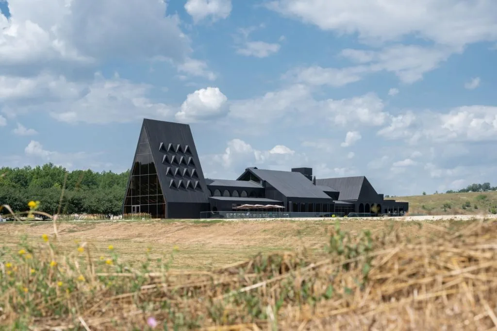BIM Architecture | Kudaikan Park Visitor Reception Center/Megabudka Architecture Bureau