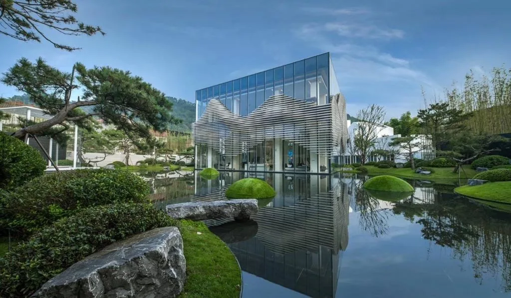 BIM Architecture | Avenue Non Form - Architecture Without Style Constraints/AOE Construction Team's Architectural Practice Path