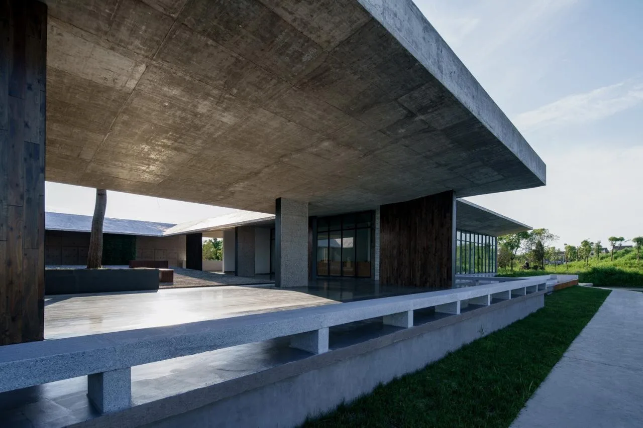 BIM Architecture | Exhibition Hall in Shiwan Pig House/Actually Architectural Firm