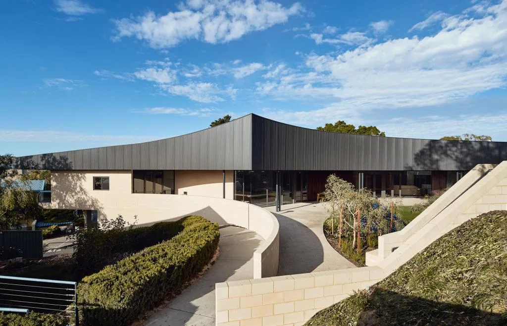 BIM Architecture | Urban Beach Boarding College/iredale pedersen hook architects