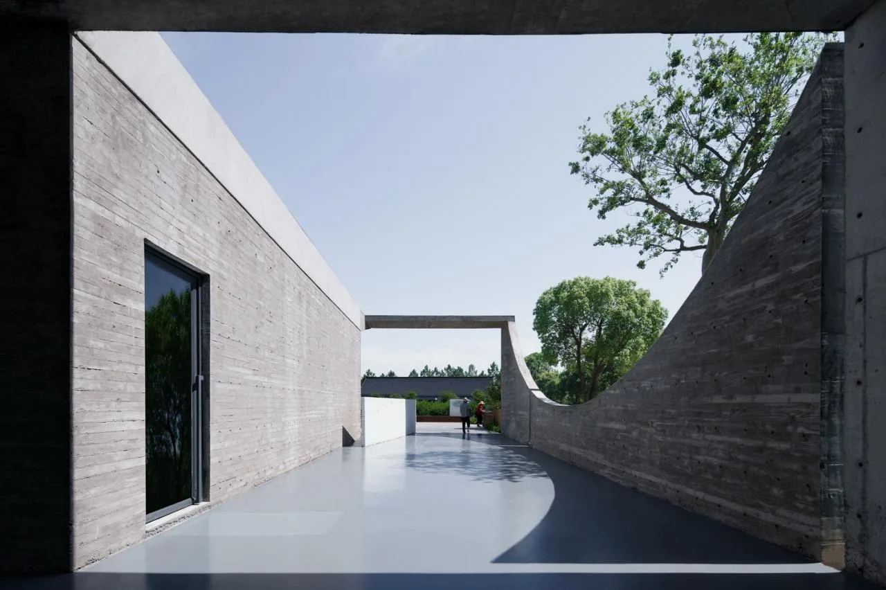 BIM Architecture | Exhibition Hall in Shiwan Pig House/Actually Architectural Firm