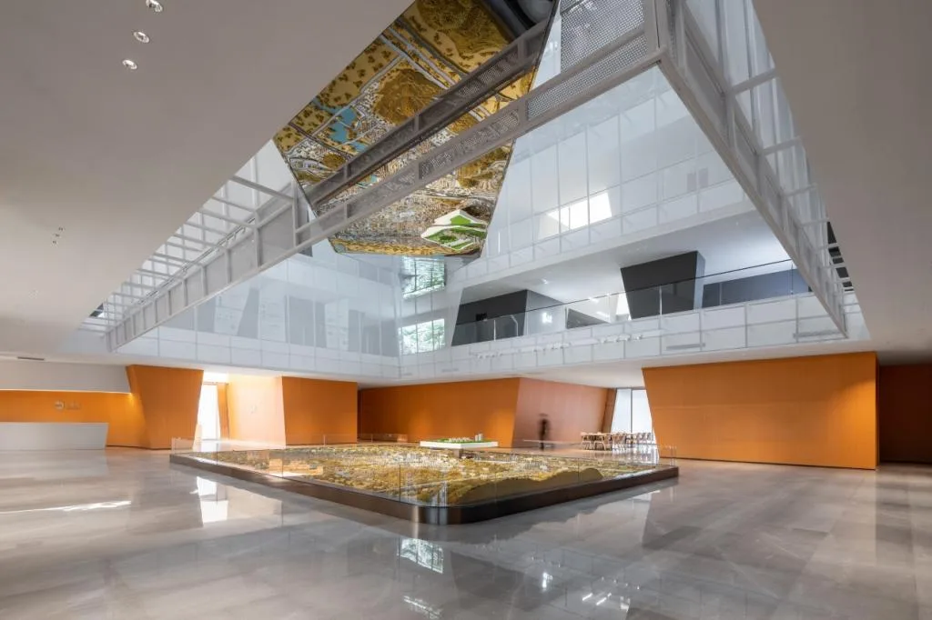 BIM Architecture | Avenue Non Form - Architecture Without Style Constraints/AOE Construction Team's Architectural Practice Path