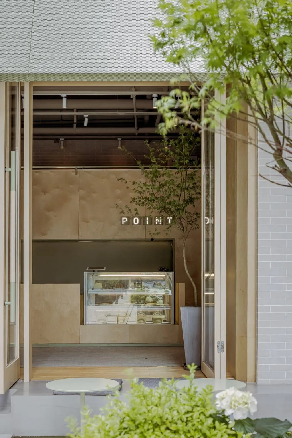 BIM Architecture | Nanjing Viewpoint Tea Room/Triostudio by Sanlishe