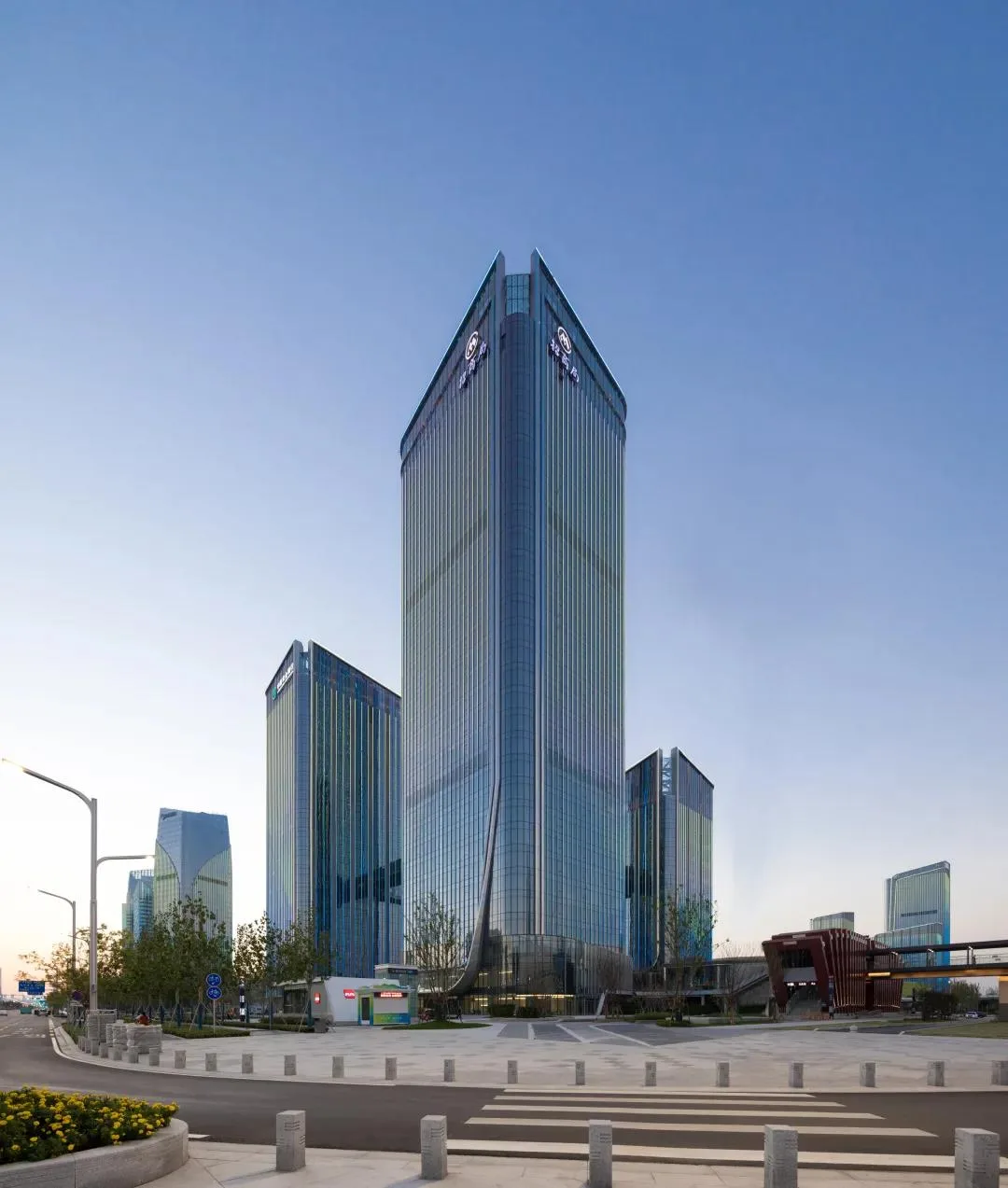 BIM Architecture | The Most Beautiful National Games come to a perfect end, and the Olympic Sports Axis Gate continues to bloom with new vitality/San Yi Architectural Design