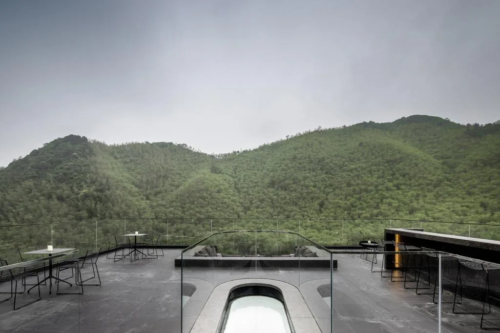 BIM Architecture | Jungle Cube 12 ³ - Shallow/Plain Architecture Design Firm SUA