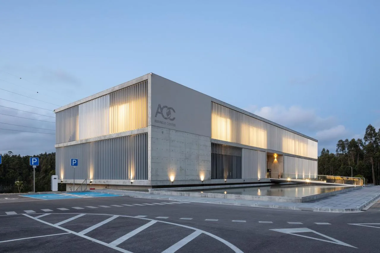 BIM Architecture | AOC Business Center/mube arquitectura