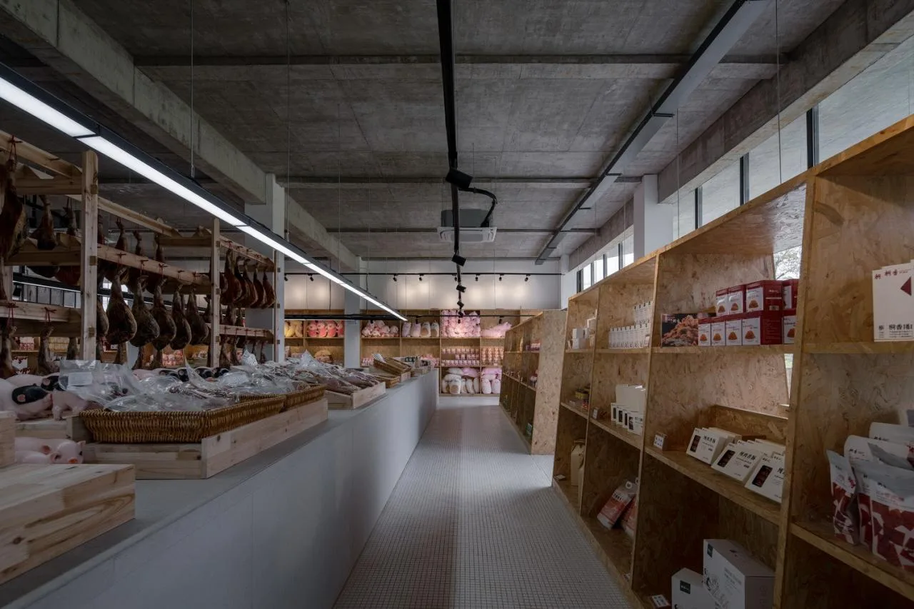 BIM Architecture | Exhibition Hall in Shiwan Pig House/Actually Architectural Firm