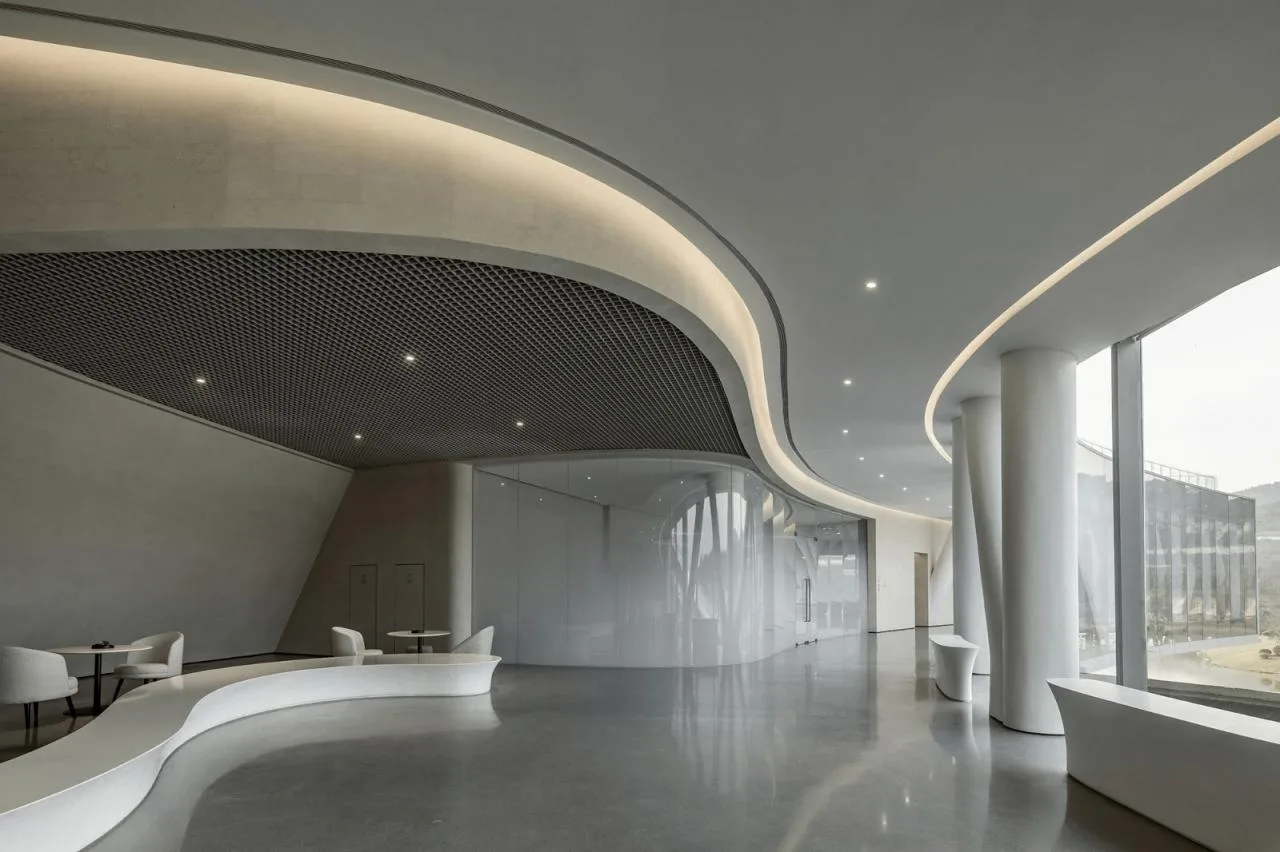 BIM Building | Window overlooking Mount Taishan Mountain: Mount Taishan Youyou Tourist Center | line+WORK