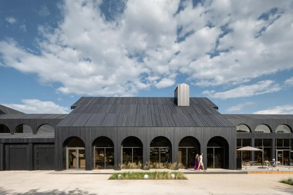BIM Architecture | Kudaikan Park Visitor Reception Center/Megabudka Architecture Bureau