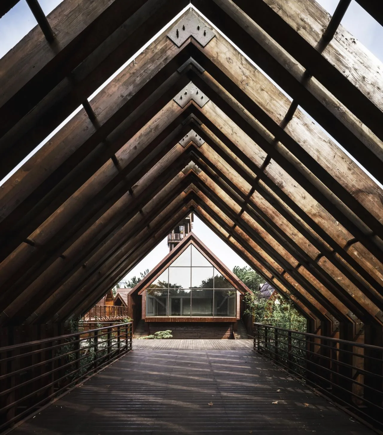 BIM Architecture | Wooden Town: Island, Jungle, Small Wooden House, Jiujiang/Pingjie Design