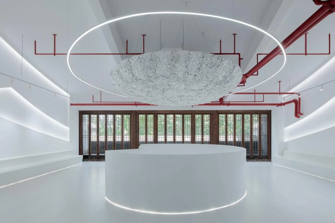 BIM Architecture | Symbiosis of the Times: 'Modern White'/Balanced Space Design in the Historical and Ancient Houses of Zhuzifang
