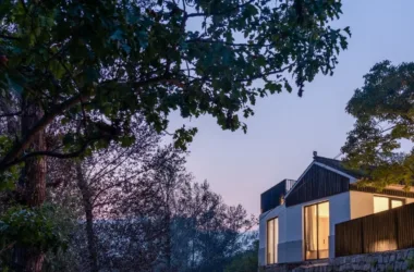 BIM Architecture: Manshe Shanju Boutique Homestay – A Secluded Mountain Retreat by Qihe Design-BIM WORLD