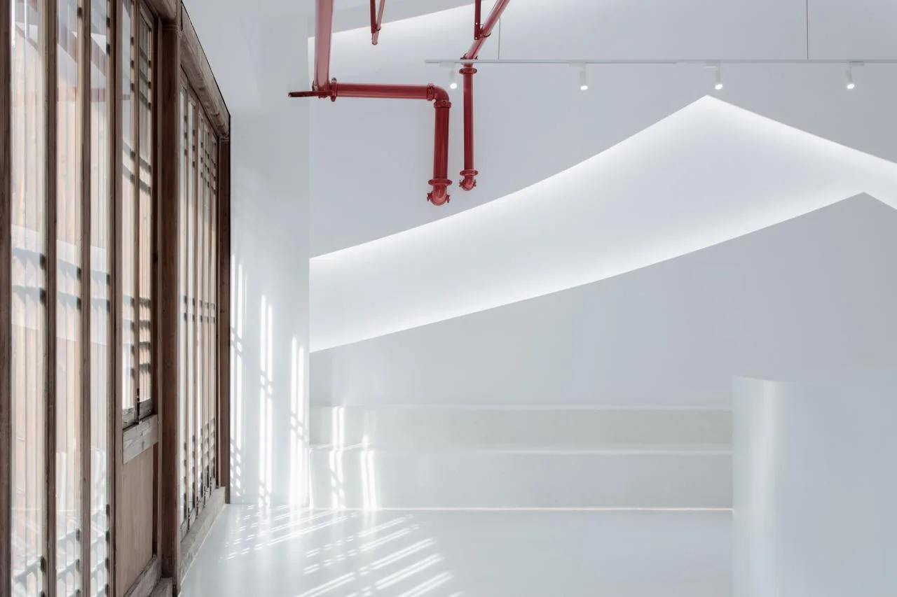 BIM Architecture | Symbiosis of the Times: 'Modern White'/Balanced Space Design in the Historical and Ancient Houses of Zhuzifang