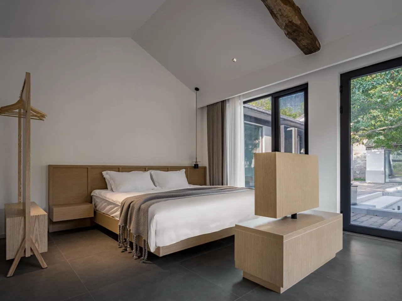 BIM Architecture | Hidden Home in the Mountains - Manshe Shanju Boutique Homestay Hotel/Qihe Design