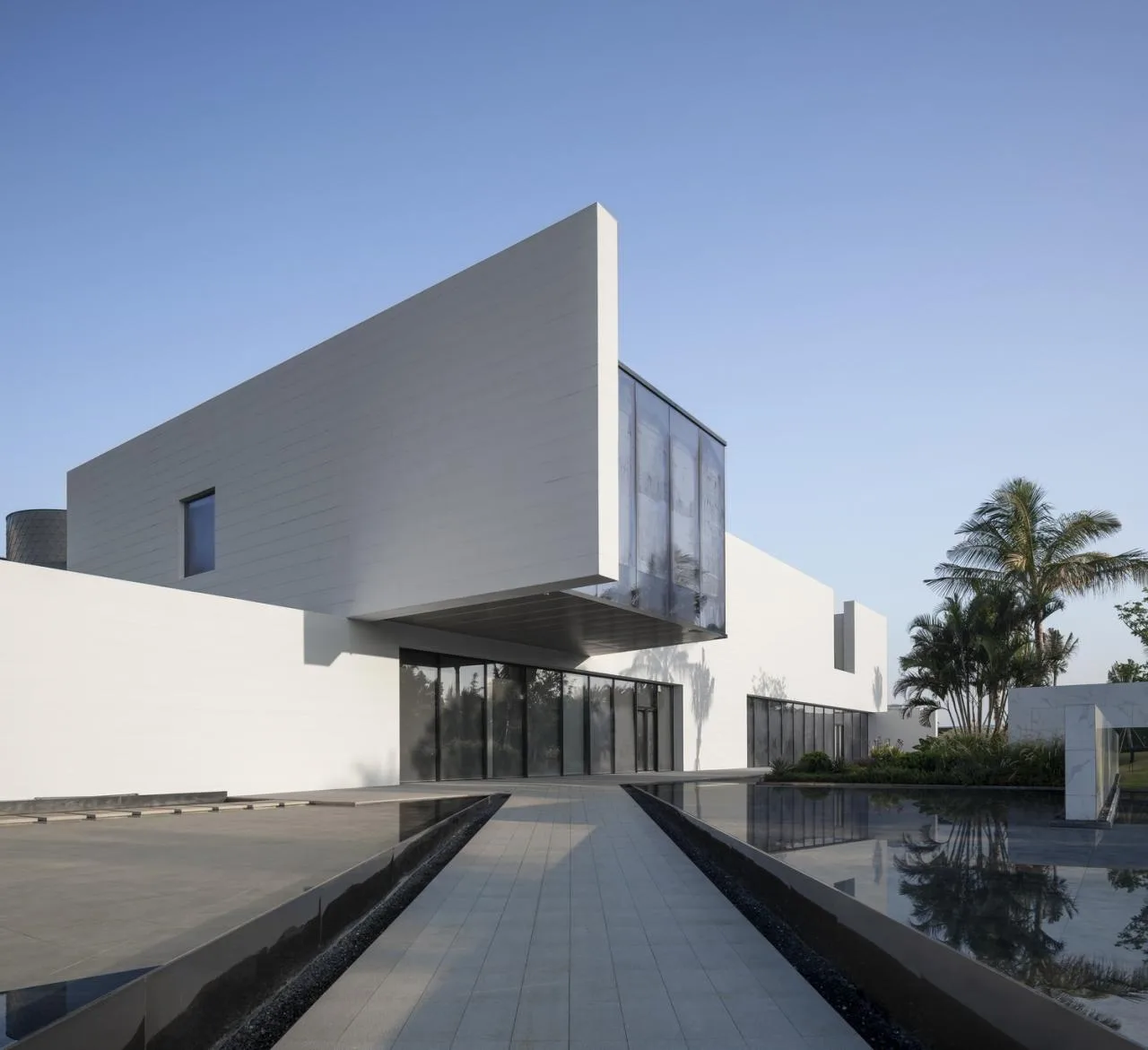 BIM Architecture | Breaking the Boundaries of Walls: Haikou International Duty Free City Reception Center/AOE Construction Team