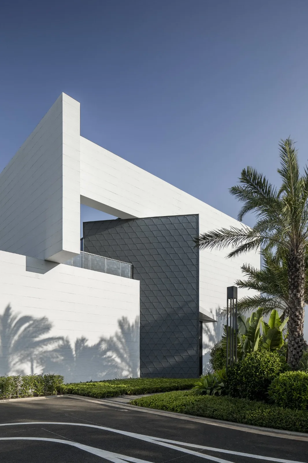 BIM Architecture | Breaking the Boundaries of Walls: Haikou International Duty Free City Reception Center/AOE Construction Team