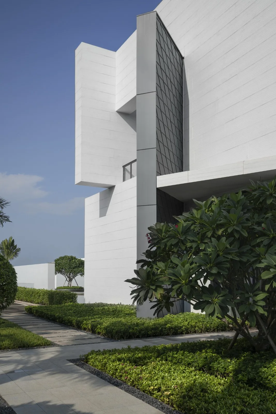 BIM Architecture | Breaking the Boundaries of Walls: Haikou International Duty Free City Reception Center/AOE Construction Team