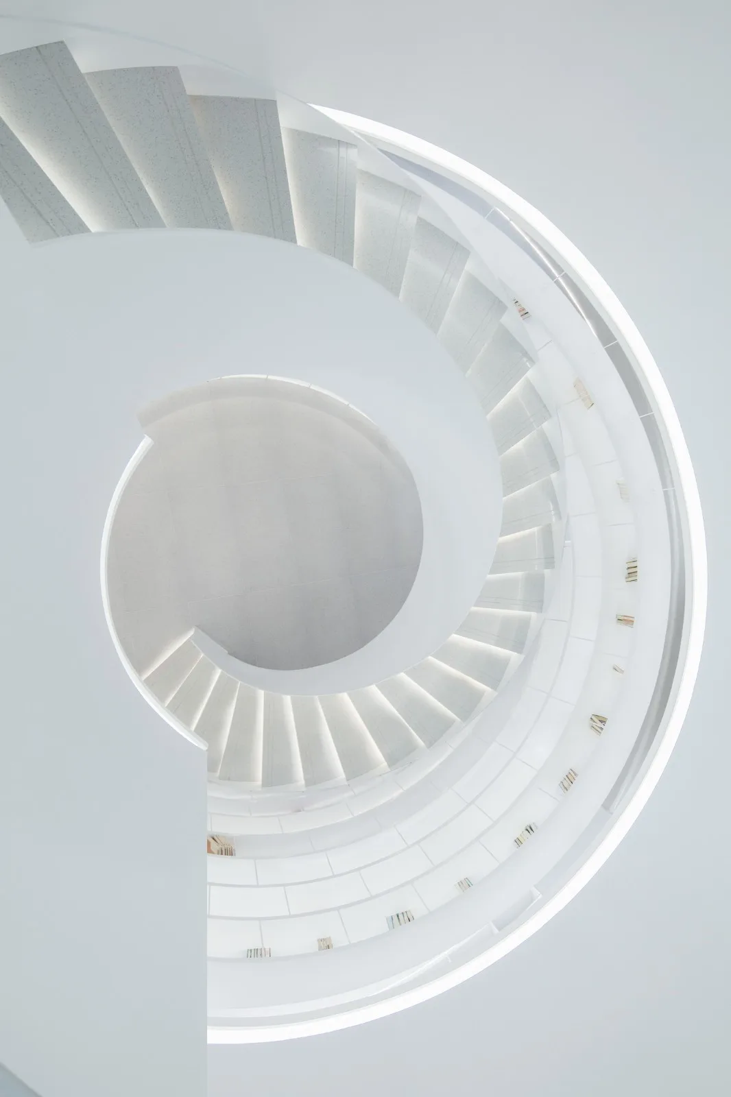 BIM Architecture | Symbiosis of the Times: 'Modern White'/Balanced Space Design in the Historical and Ancient Houses of Zhuzifang