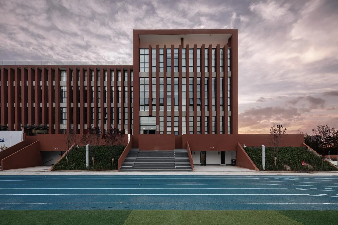 BIM Architecture | 'Harmony' and 'Harmony' Hall, Hall and Court: Architectural Design of Xi'an Aerospace City No.1 Middle School/Architectural Design and Research Institute of Xi'an University of Architecture and Technology