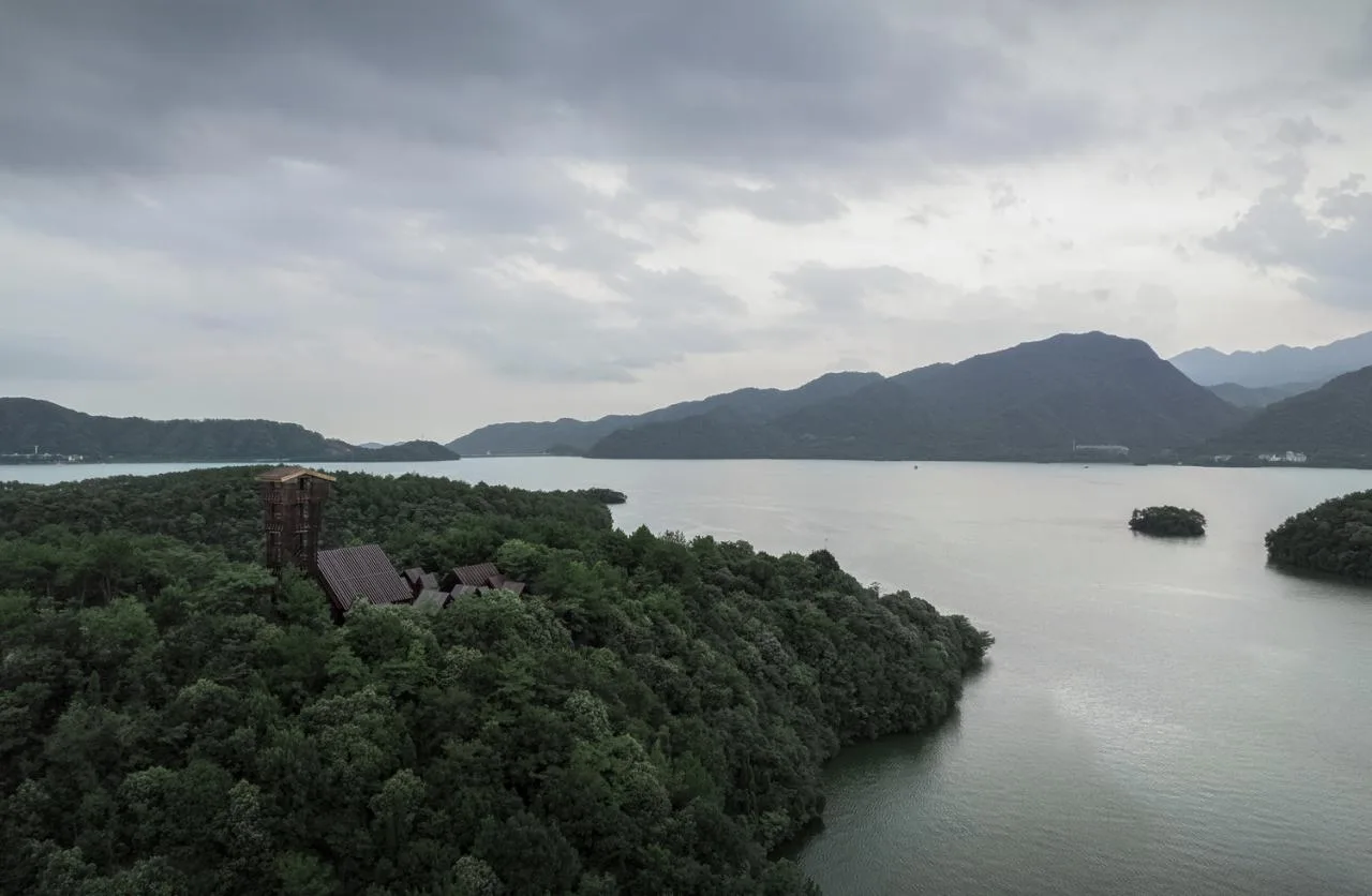 BIM Architecture | Wooden Town: Island, Jungle, Small Wooden House, Jiujiang/Pingjie Design