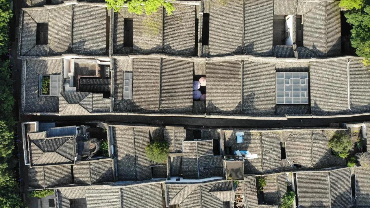 BIM Architecture | Symbiosis of the Times: 'Modern White'/Balanced Space Design in the Historical and Ancient Houses of Zhuzifang