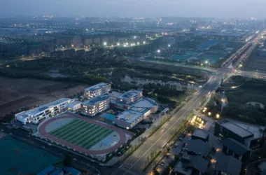 BIM Architecture at Weifang Ge'er School: Creating Spatial Designs Inspired by Content and Gad-BIM WORLD