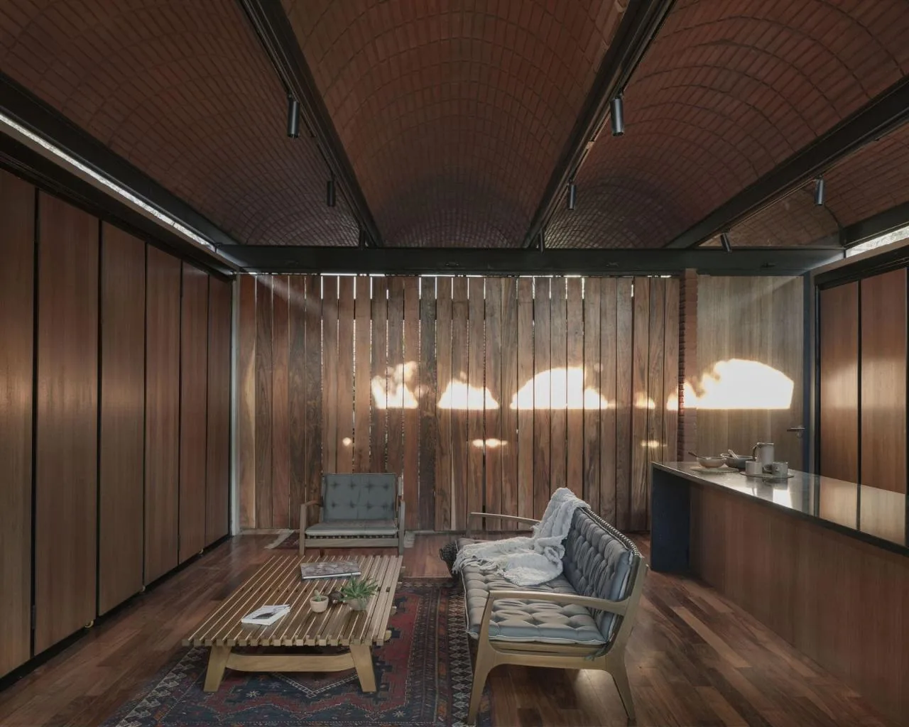 BIM Architecture | Handmade pressed brick and wood construction for self owned houses/Equipo de Arquitectura