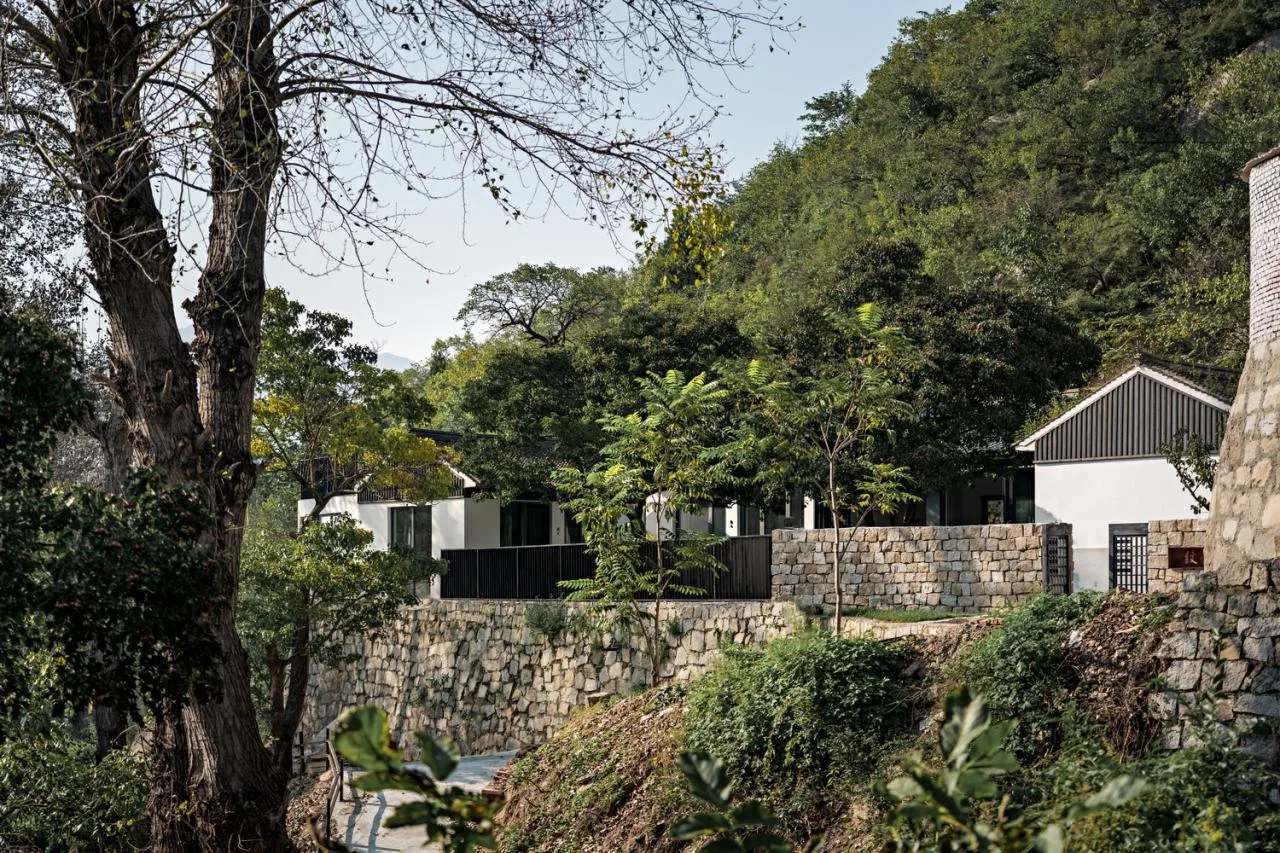 BIM Architecture | Hidden Home in the Mountains - Manshe Shanju Boutique Homestay Hotel/Qihe Design