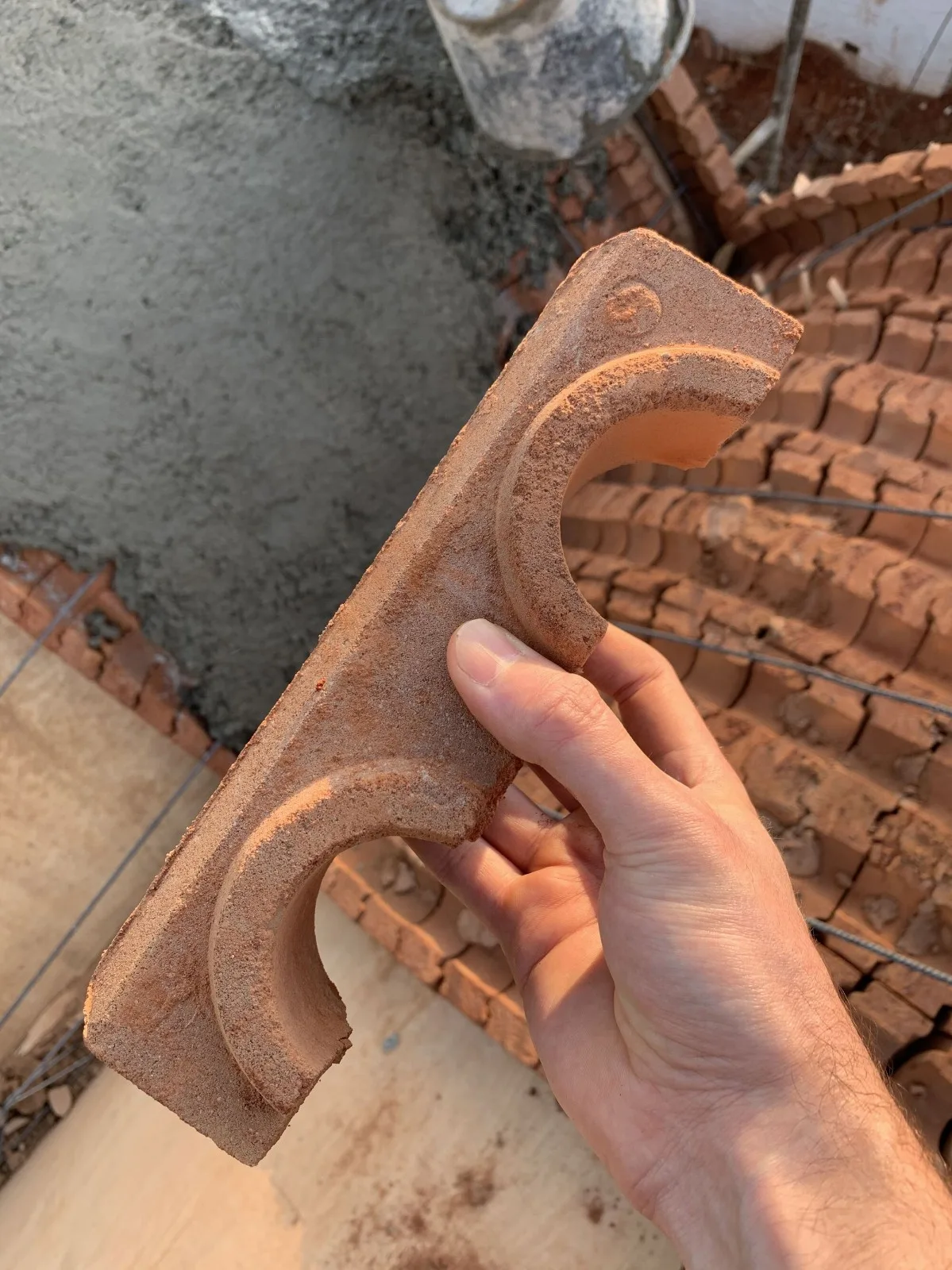 BIM Architecture | Handmade pressed brick and wood construction for self owned houses/Equipo de Arquitectura