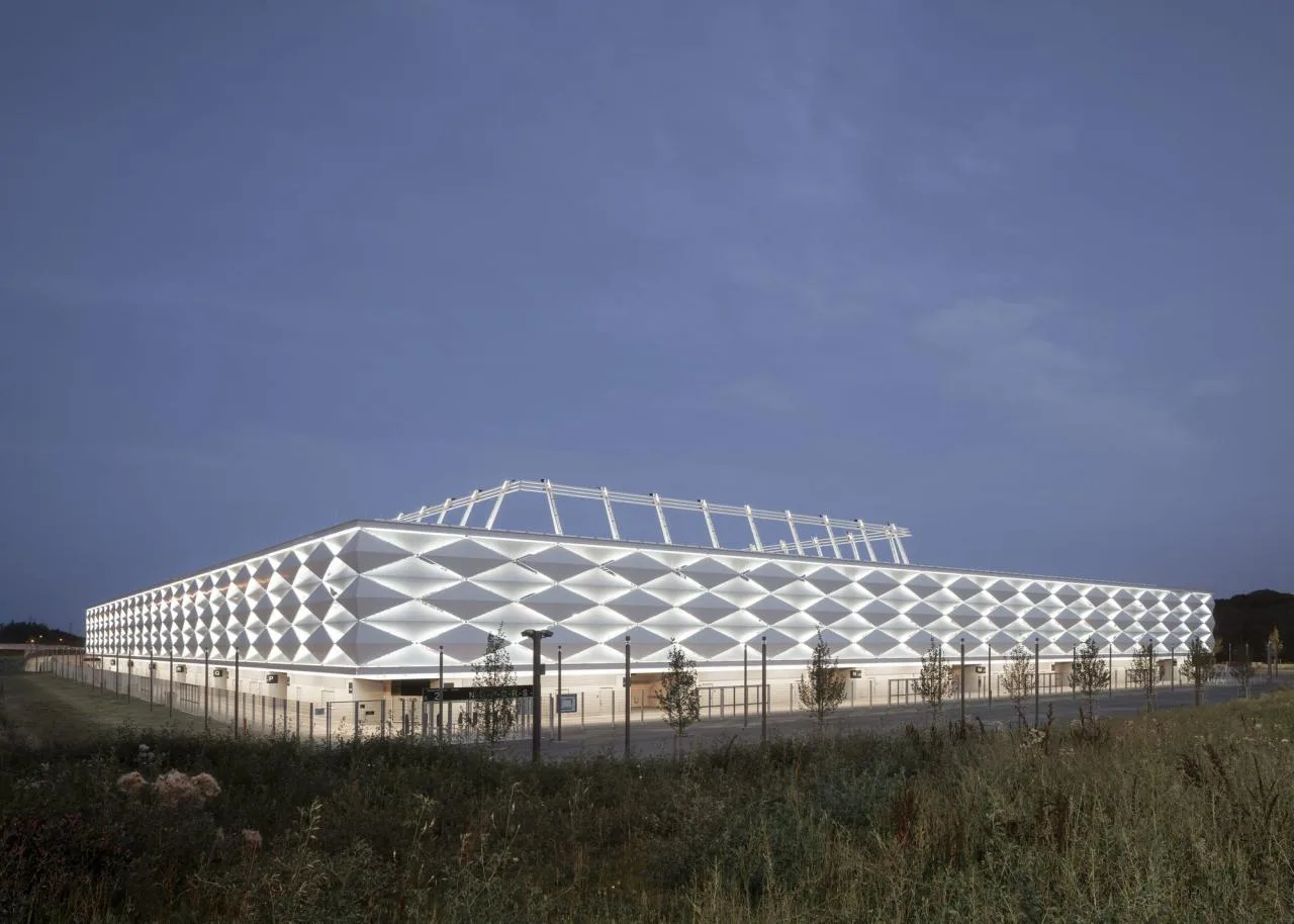 BIM Architecture | Luxembourg Football and Rugby Stadium/GMP Architects
