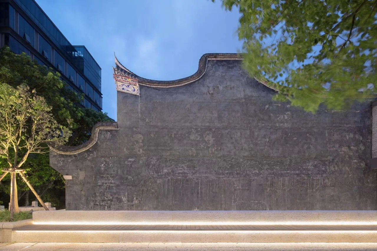 BIM Architecture | Symbiosis of the Times: 'Modern White'/Balanced Space Design in the Historical and Ancient Houses of Zhuzifang