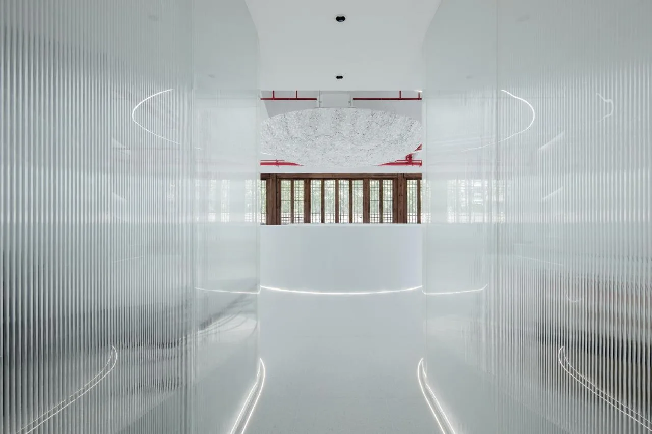 BIM Architecture | Symbiosis of the Times: 'Modern White'/Balanced Space Design in the Historical and Ancient Houses of Zhuzifang