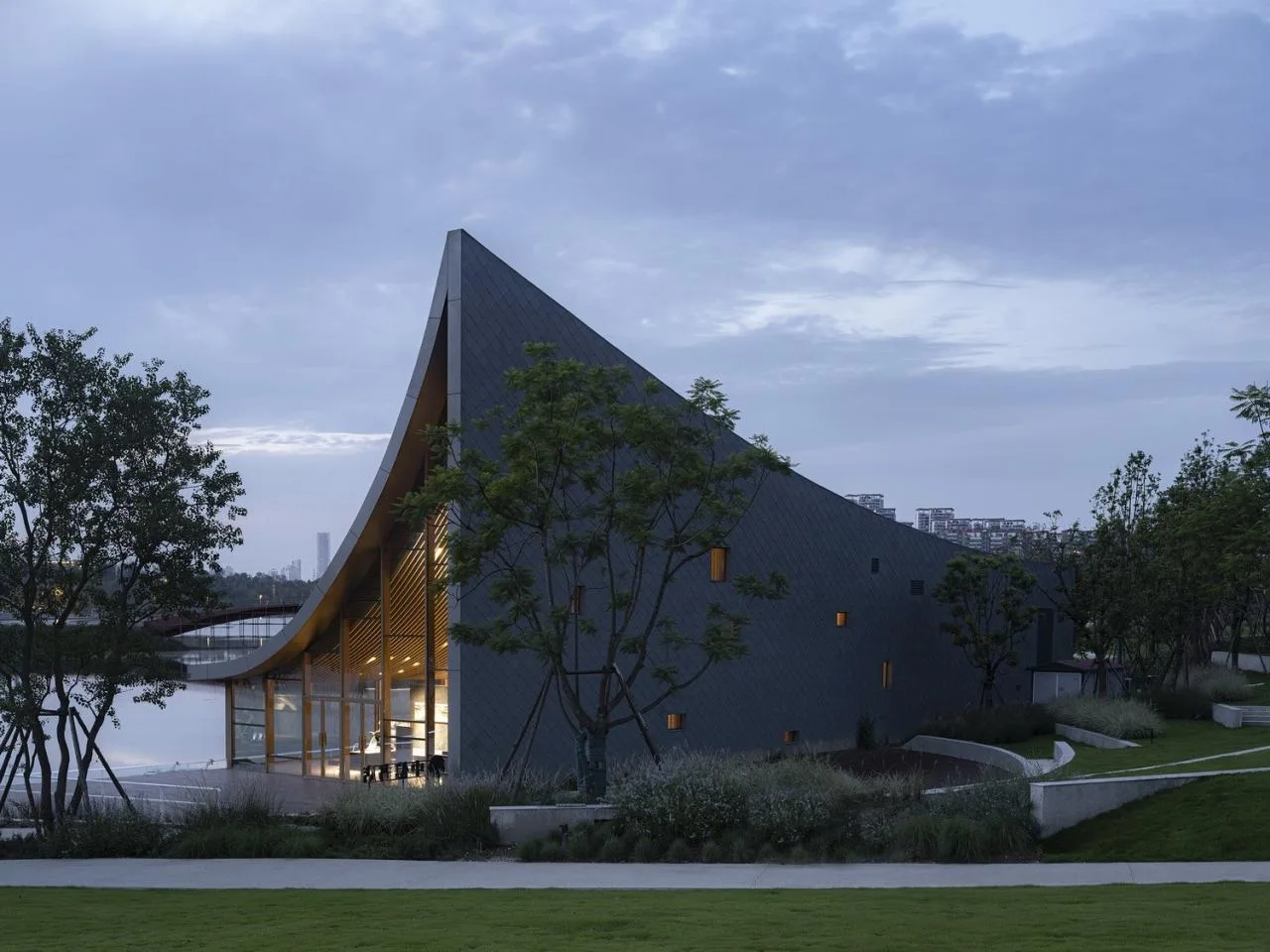 BIM Architecture | Chengdu Xinglong Lake CITIC Bookstore/MUDA Architecture