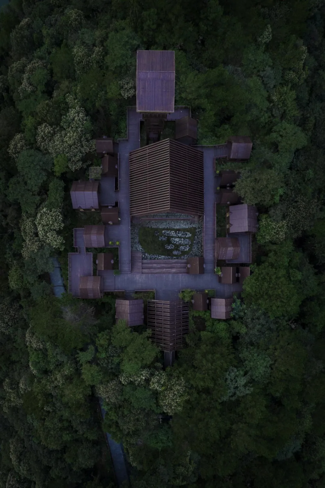 BIM Architecture | Wooden Town: Island, Jungle, Small Wooden House, Jiujiang/Pingjie Design