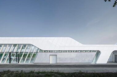 BIM Architecture: Innovative Design of Zhangjiagang High-Speed Railway New City Bus Stop by Zhongheng Design-BIM WORLD