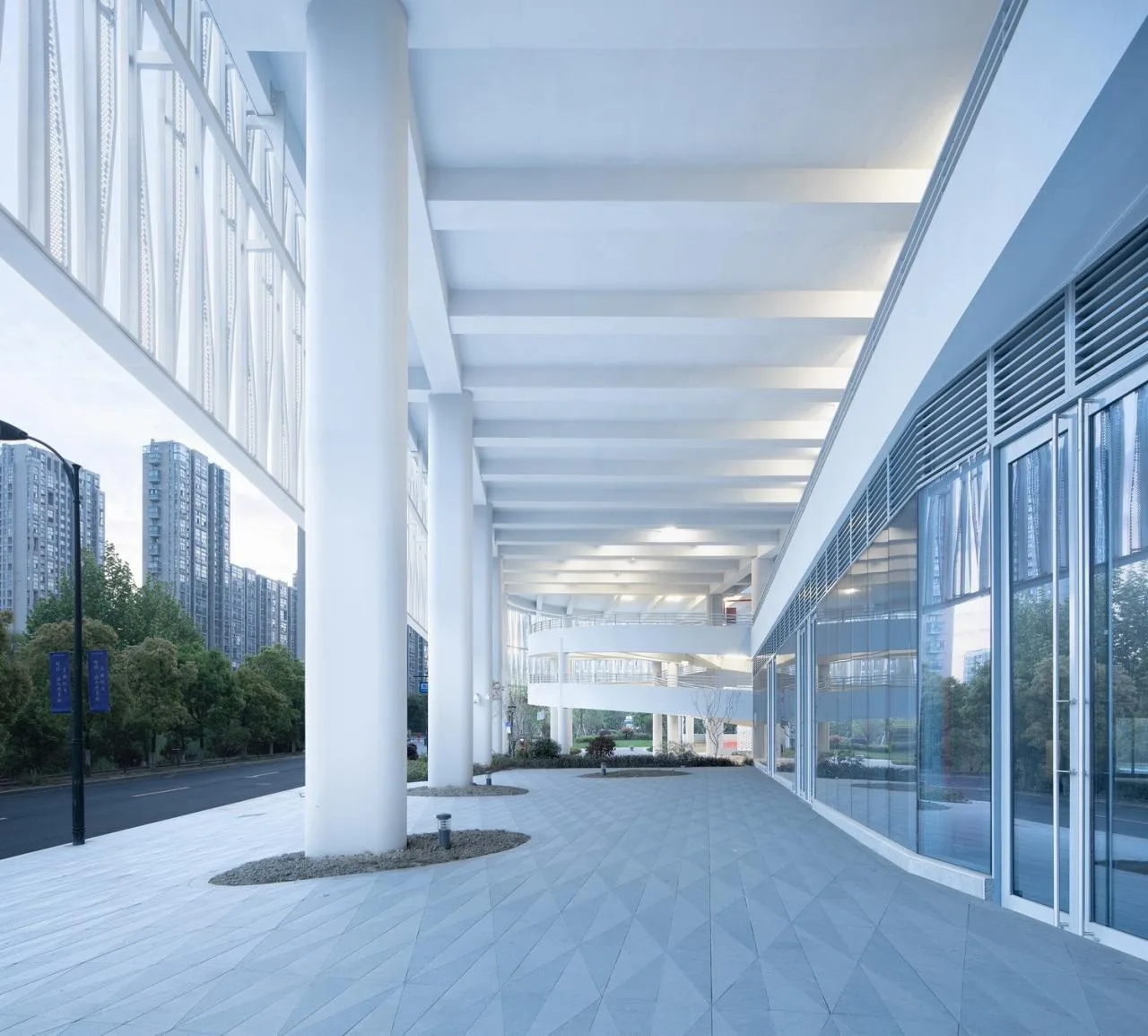 BIM Architecture | Reverse Attack from Parking Buildings: Hangzhou Qiantou Haida Parking Building/Zhejiang University Architectural Design and Research Institute Co., Ltd