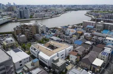 BIM Architecture: Large C Layout at Donglishi Nursery by Sasaka Kensuke Office-BIM WORLD