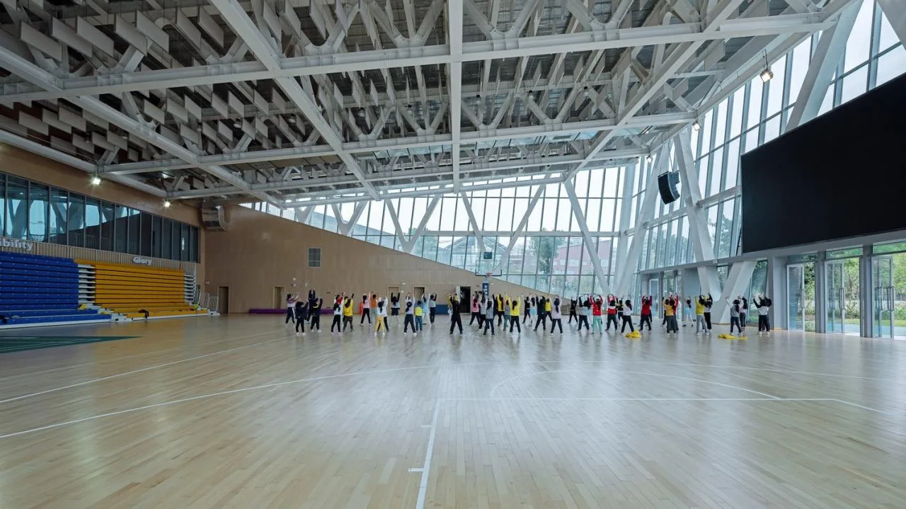 BIM Architecture | Chongqing Liangjiang People's Primary School: Brave Adventure in Nature/Gad