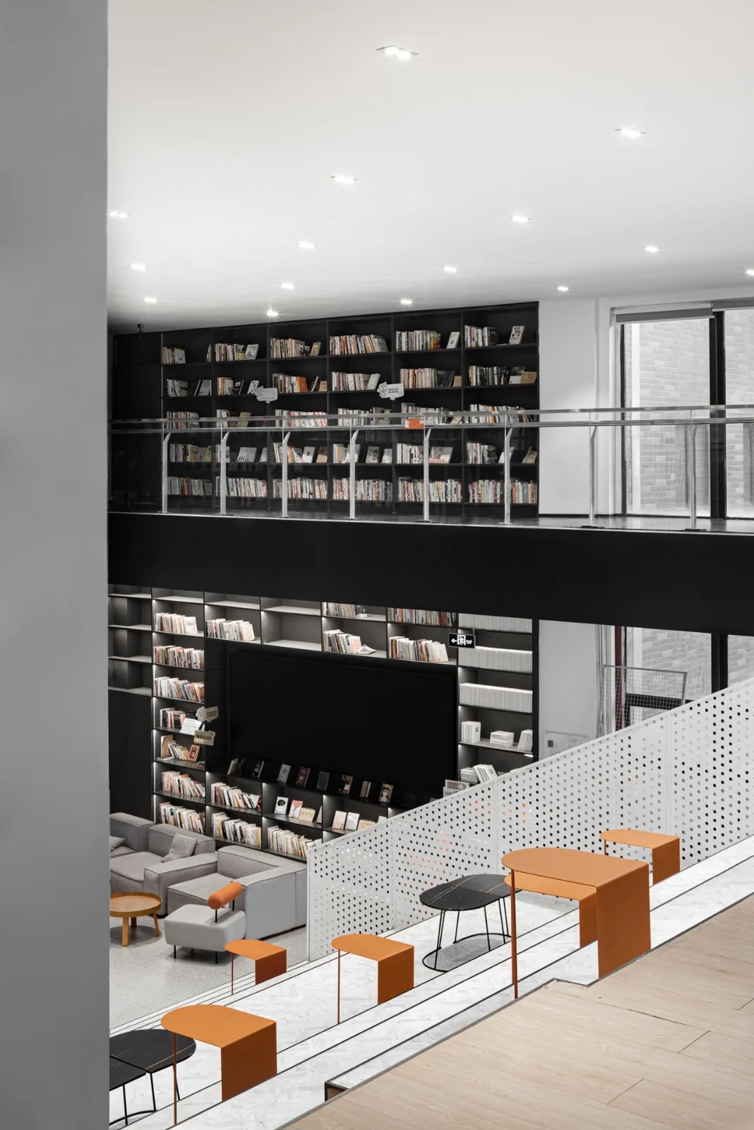 BIM Architecture | "Emotions of the Box" - Space Renovation/New Construction of the History Museum of the Texture College